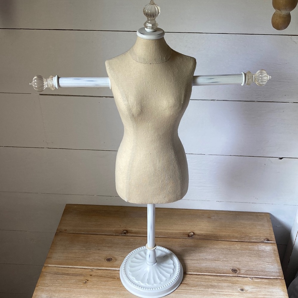 Pottery Barn Teen Jewelry Holder